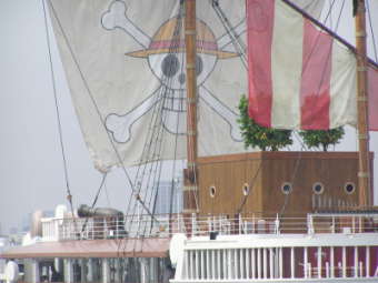 one_piece_the_going_merry_zoom_odaiba_tokyo_japan.jpg